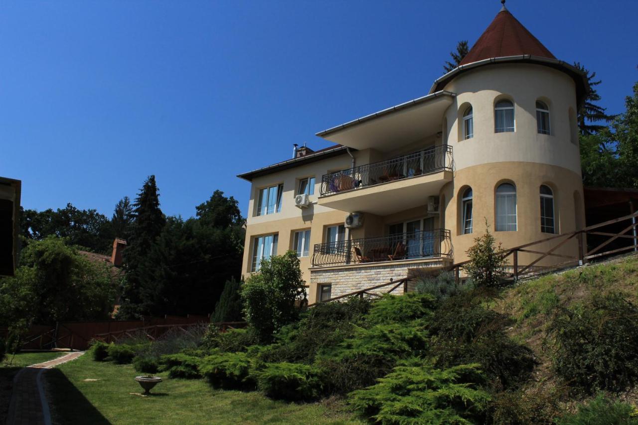 Villamerica Miskolc Exteriör bild